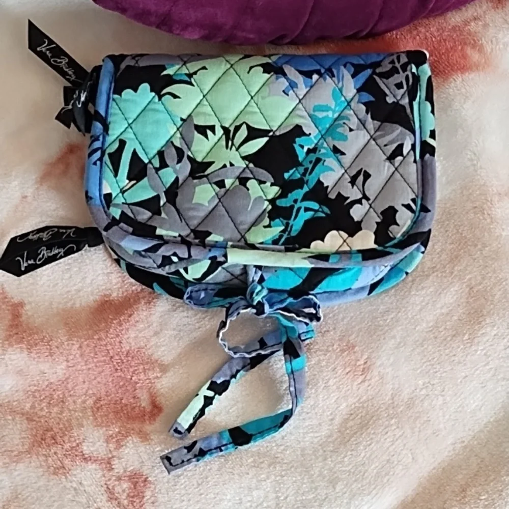 Vera Bradley beautiful nwot